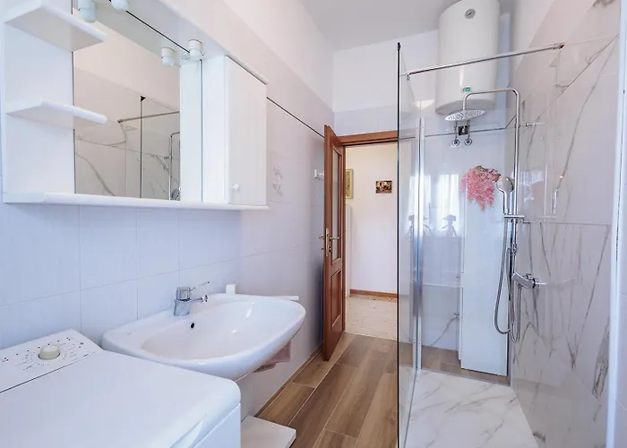 Guesthost - Cadelpiero - Near The