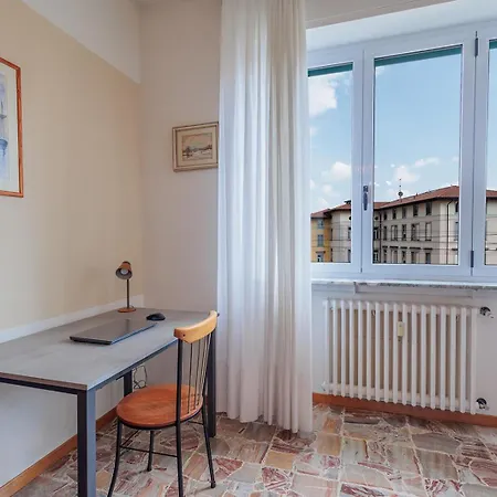 Apartamento Guesthost - Cadelpiero - Near The Bérgamo