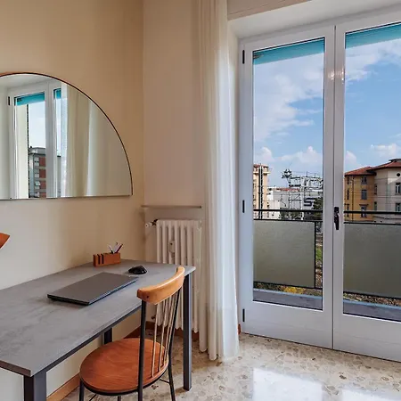 Apartamento Guesthost - Cadelpiero - Near The Bérgamo